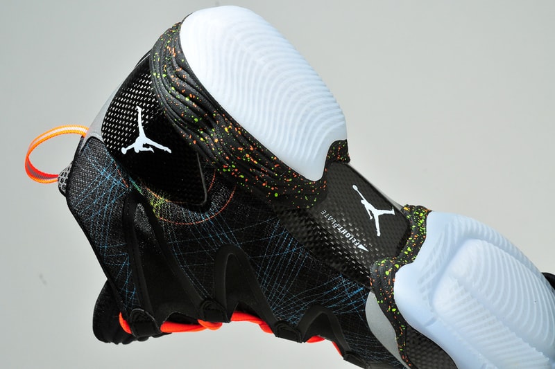 Air Jordan XX8 SE "Christmas"