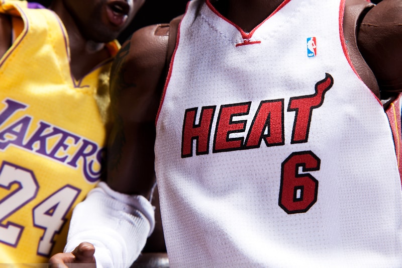 ENTERBAY Real Masterpiece NBA Collection - Kobe Bryant and LeBron James