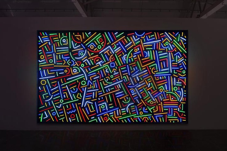 Lu Xinjian Depicts Shanghai's Vibrant Cityscape 