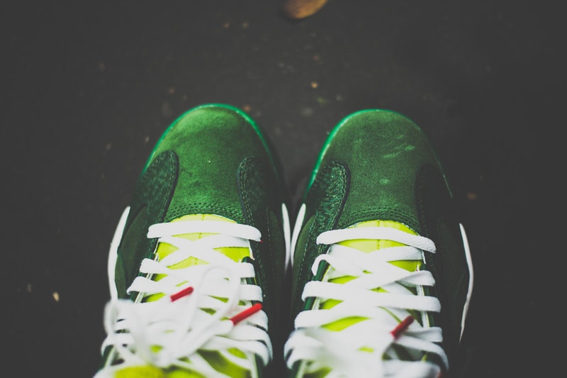 Reebok Shaq Attaq "Ghost of Christmas Present"