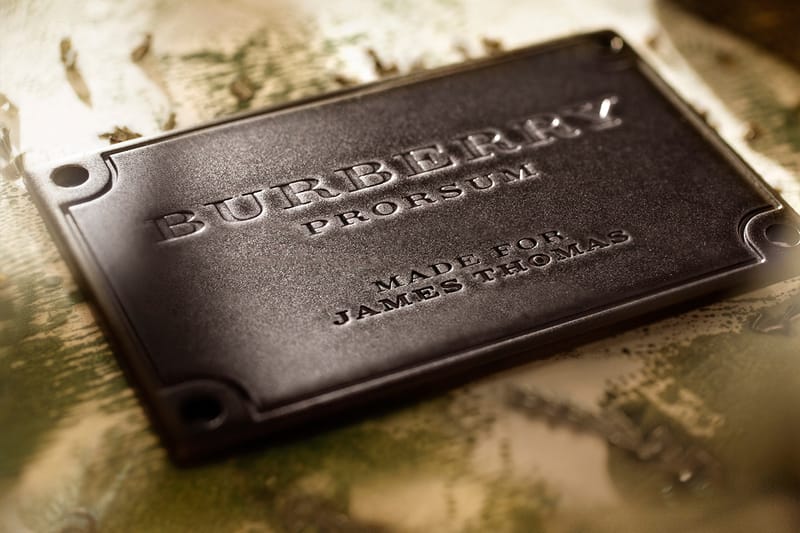 Watch the Burberry Fall/Winter 2014 Runway Show Live