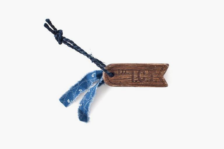 F.I.L. Indigo Camping Trailer I.C.T. KEY HOLDER (FLAG)