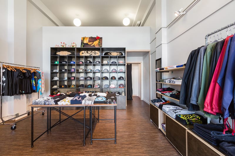 In4mation Opens King Street Store in Honolulu