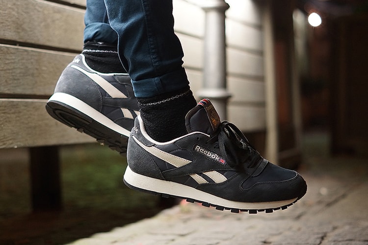 Reebok Classic Leather Vintage-Inspired Gravel/Graphite/Sandtrap
