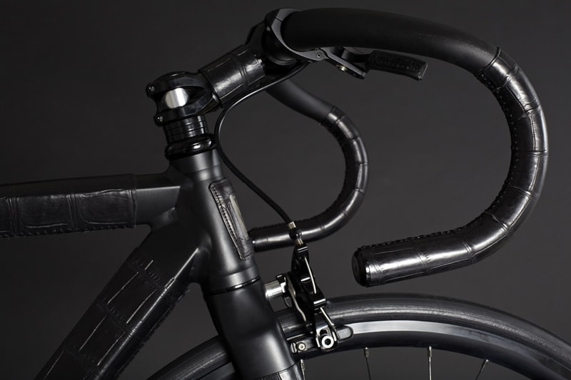 WLWC Crocodile-Wrapped Fixed Gear Bike