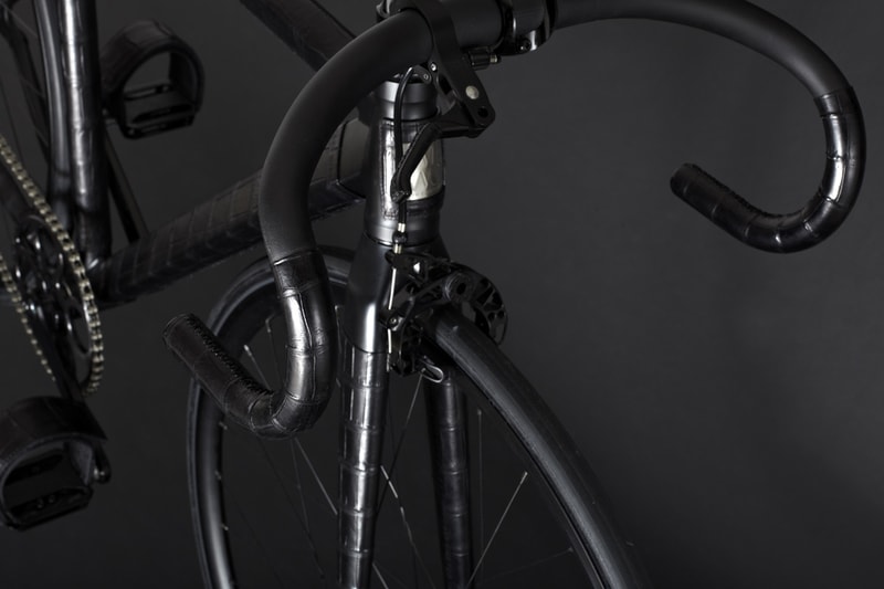 WLWC Crocodile-Wrapped Fixed Gear Bike