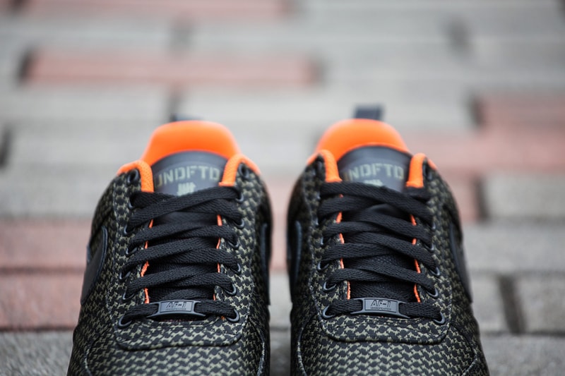 A Closer Look at the Undefeated x Nike 2014 Lunar Force 1 Pack
