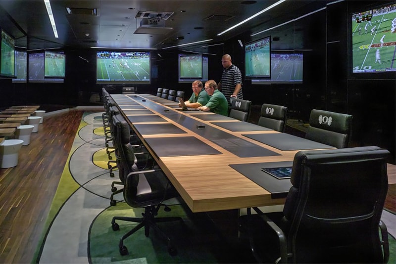 A Look Inside the University of Oregon Hatfield-Dowlin Complex by ZGF Architects