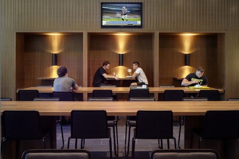 A Look Inside the University of Oregon Hatfield-Dowlin Complex by ZGF Architects
