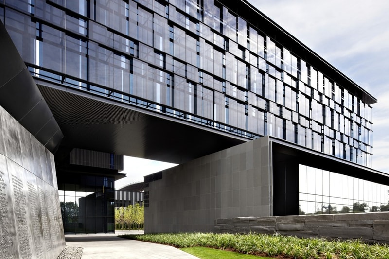 A Look Inside the University of Oregon Hatfield-Dowlin Complex by ZGF Architects