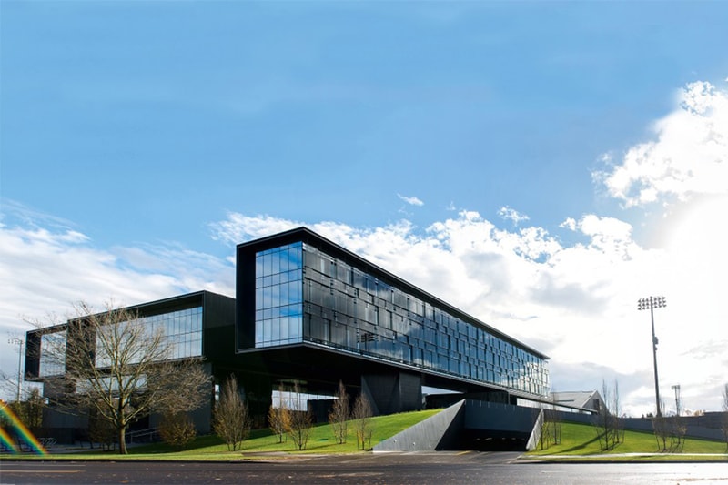 A Look Inside the University of Oregon Hatfield-Dowlin Complex by ZGF Architects