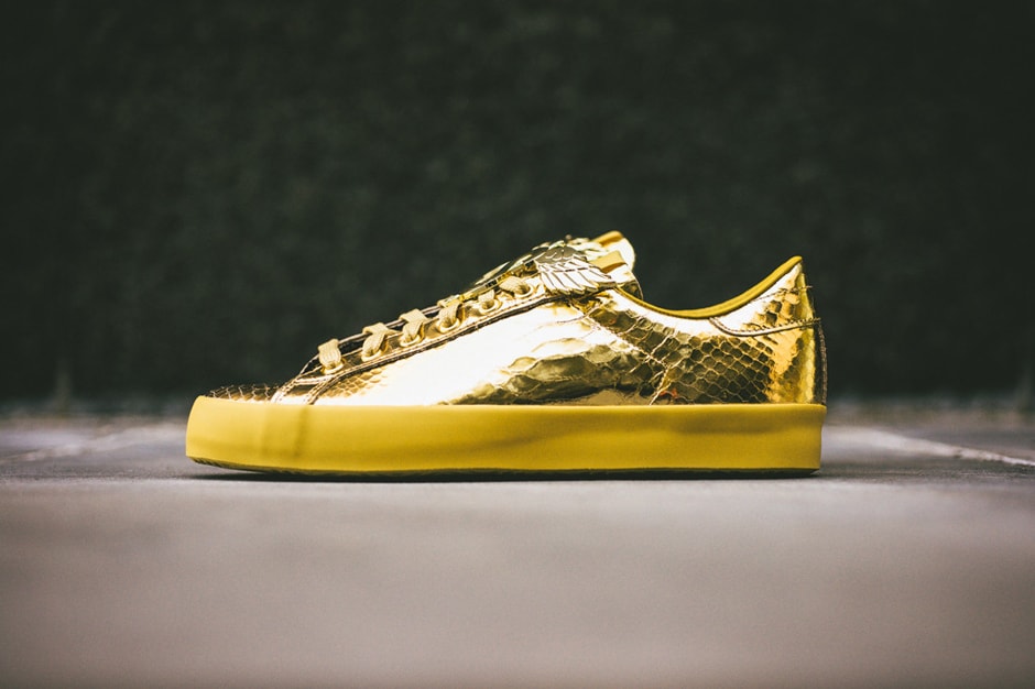 adidas Originals by Jeremy Scott 2014 Spring JS Rod Laver "Gold Foil" | Hypebeast adidas Originals by Jeremy Scott 2014 Spring JS Rod Laver "Gold Foil" | Hypebeast