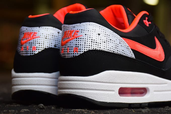 nike air max with hearts