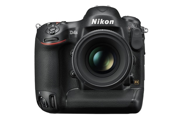 Nikon D4S