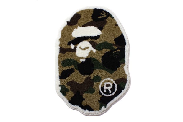 A Bathing Ape 1ST CAMO APE HEAD RUG