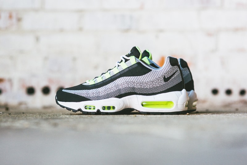A Further Look at the Nike Air Max Jacquard Pack