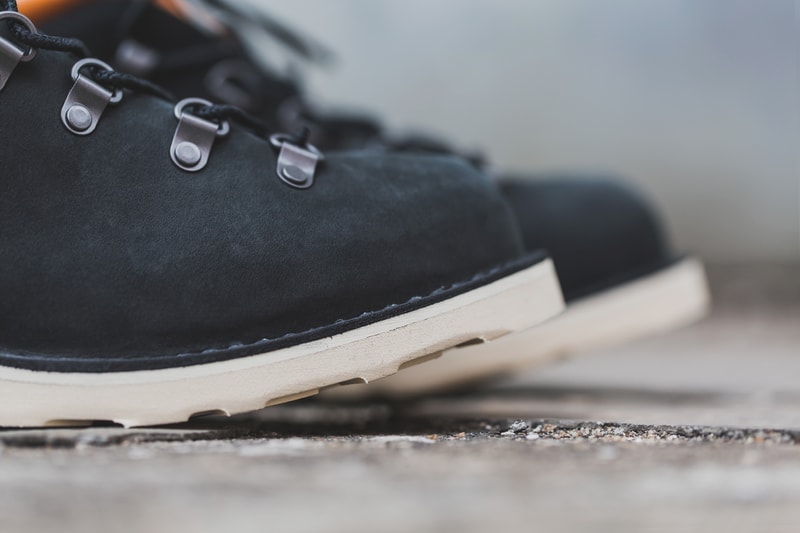 COMME des GARÇONS HOMME x Danner Tramline Black 
