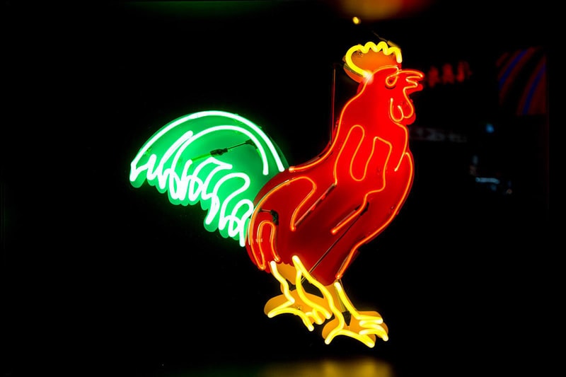  J.Crew x Mobile M+ "NEONSIGNS.HK" Interactive Online Exhibition