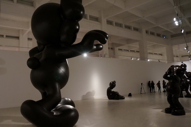 KAWS "Final Days" @ CAC Málaga