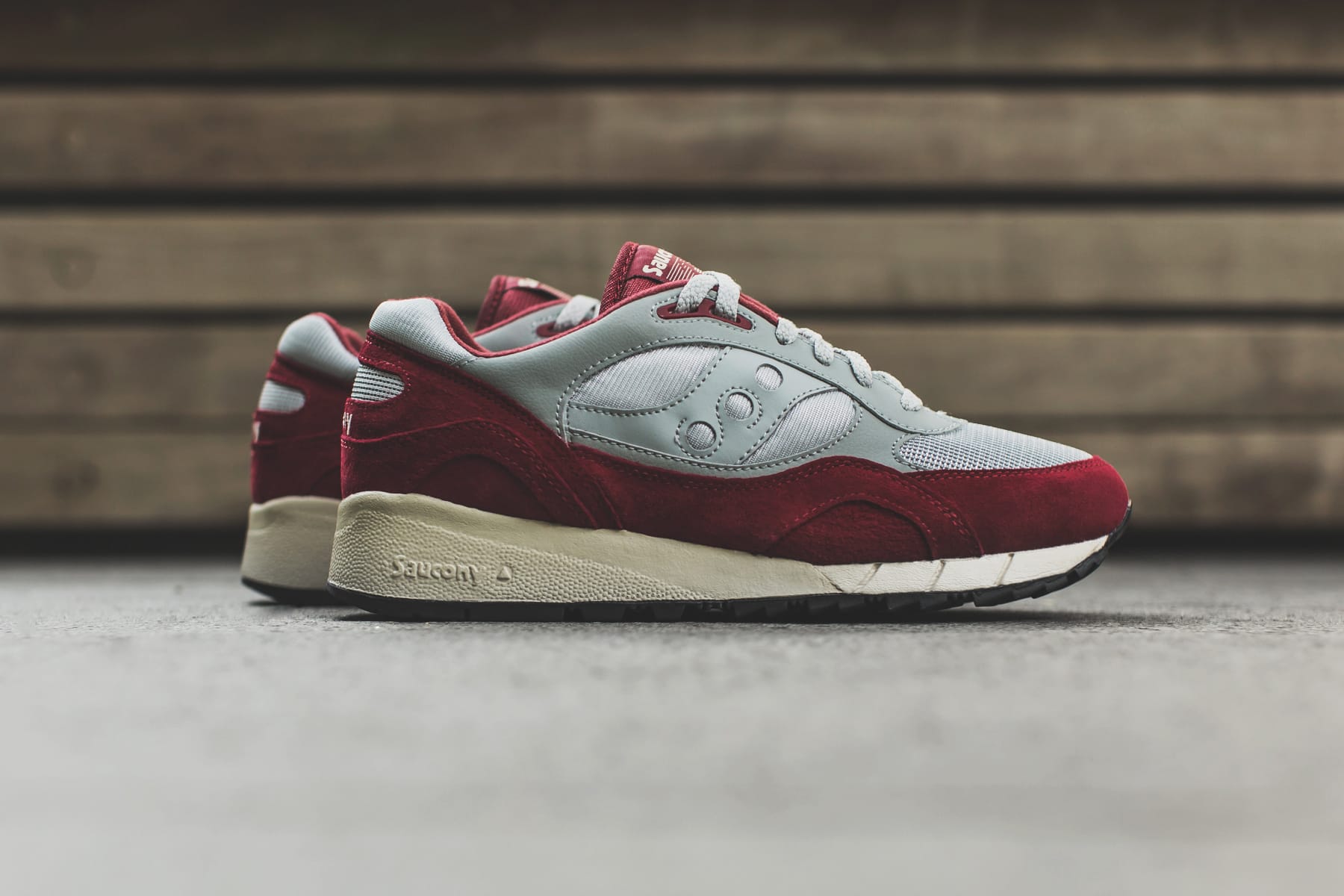 saucony shadow 6000 grey red