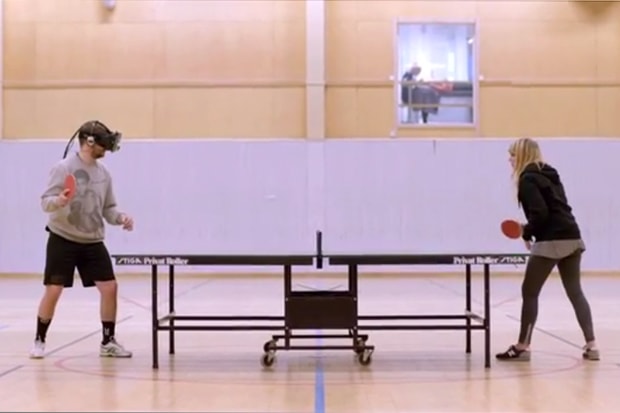 Living with Lag - An Experiment with the Oculus Rift