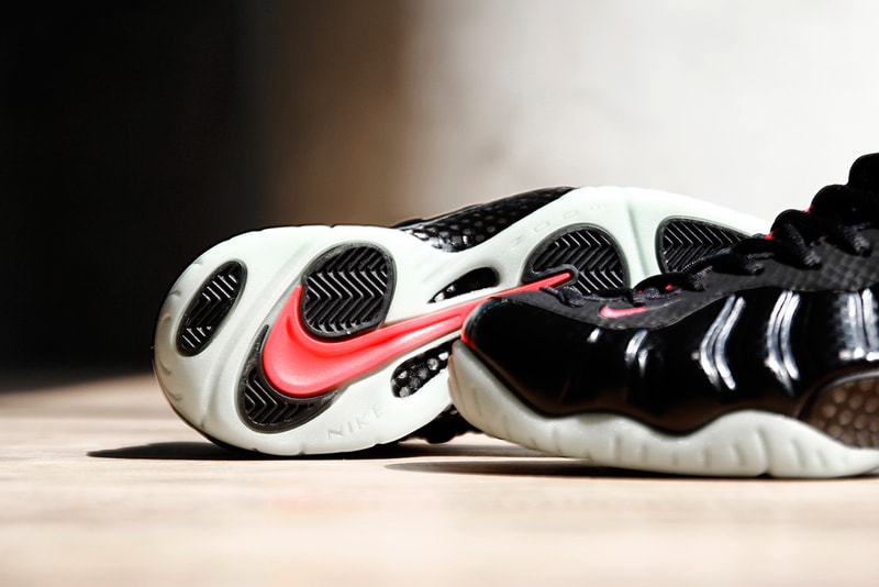 Nike Air Foamposite Pro PRM "Solar Red"