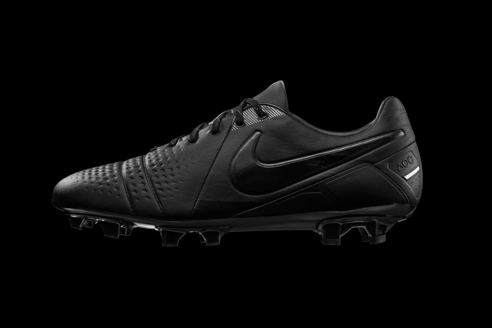 Nike CTR 360 Edition "Lights Out" | Hypebeast
