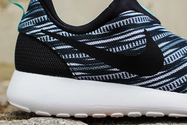 Nike Roshe Run Slip On GPX Black/White