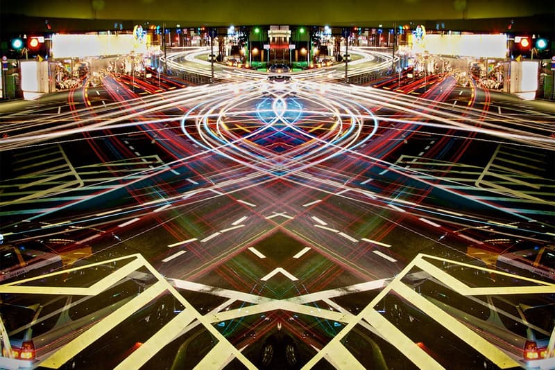 Symmetric Light Photography by Sinichi Higashi