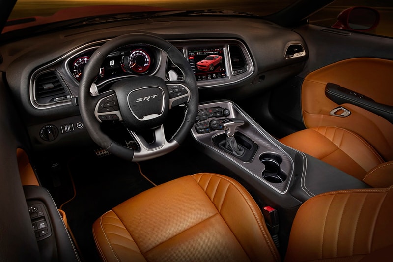 Dodge Unveils the 2015 Challenger SRT Hellcat