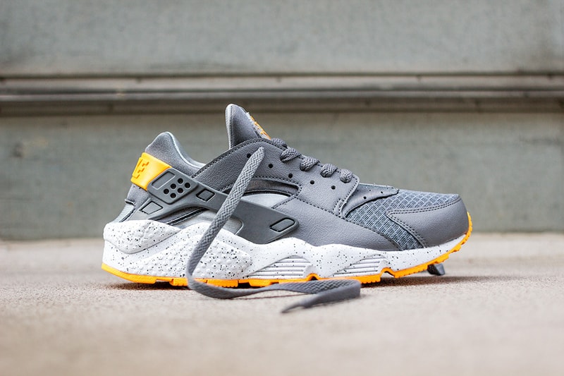 Nike Air Huarache Grey/Orange