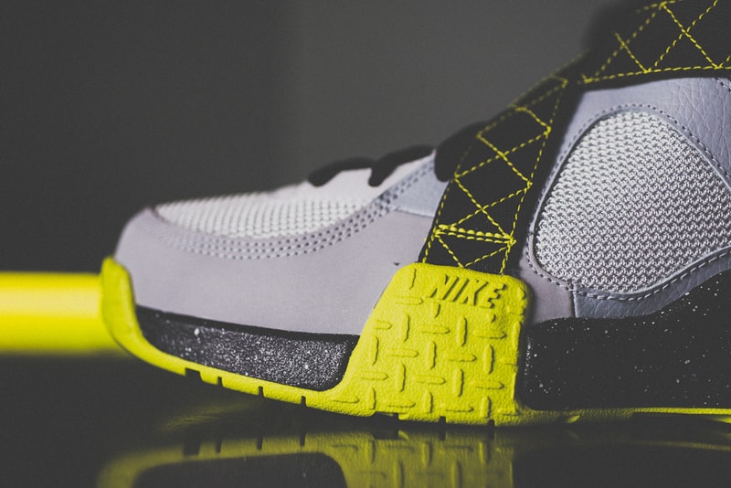Nike Air Raid OG "Venom Green"