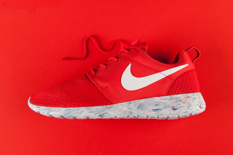 Nike Roshe Run "Marble" Red