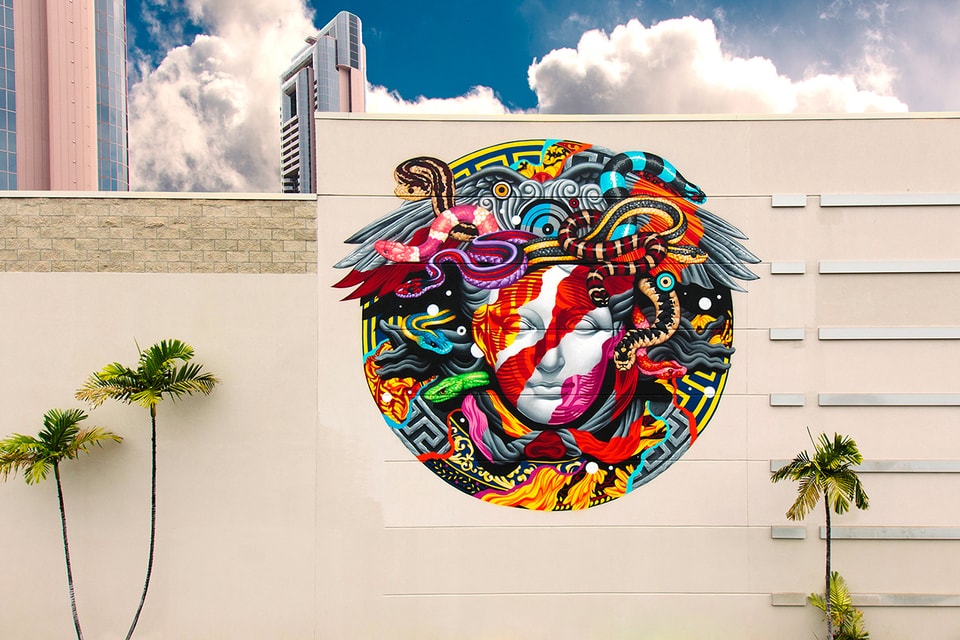 versace medusa graffiti