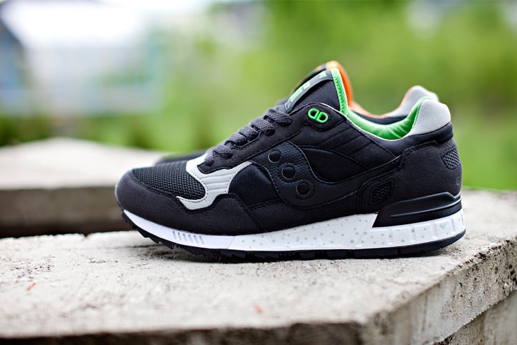 Solebox x Saucony Shadow 5000 "Green Lucanid"