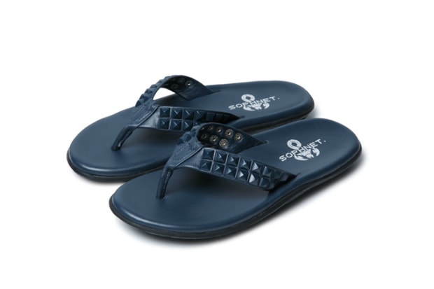 SOPHNET. x Island Slipper Stud Sandals