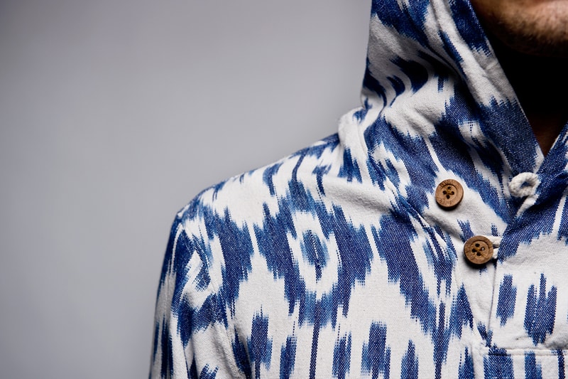 10.Deep 2014 Summer "White Ikat" Baja Poncho 