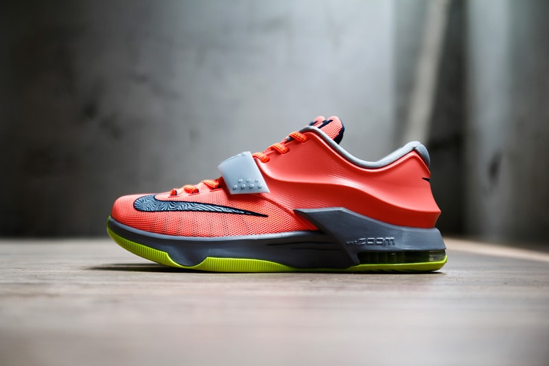A Closer Look at the Nike KD7 "35,000 Degrees"