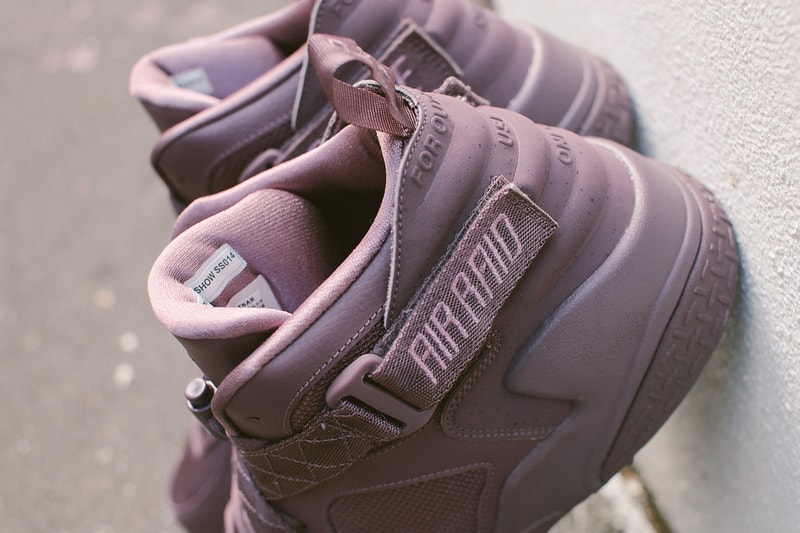 A Closer Look at the Pigalle x Nike Air Raid