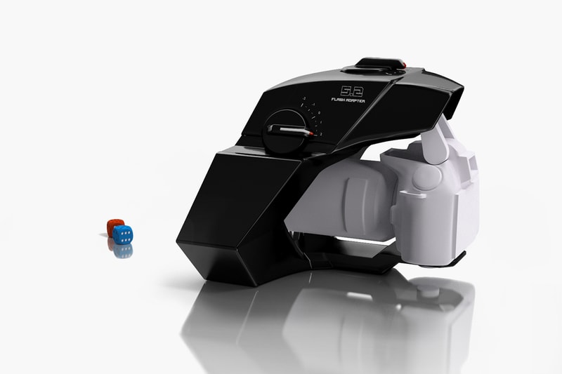 Flash Adapter Diffuses Flash Into Multiple Channels