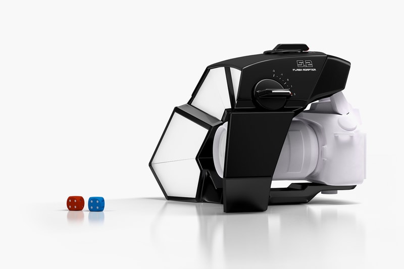 Flash Adapter Diffuses Flash Into Multiple Channels