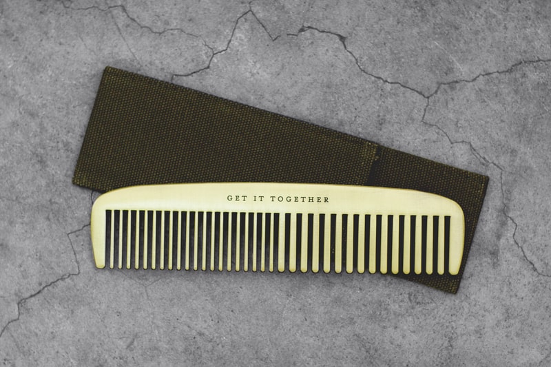 IZOLA Get It Together Brass Comb