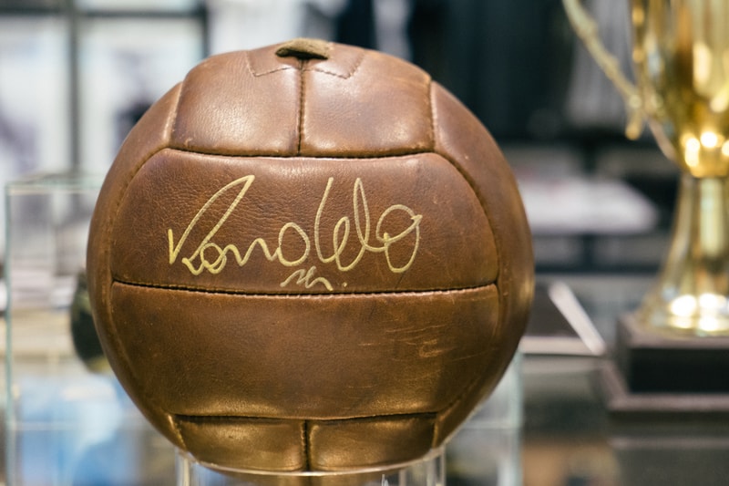 Nike 1994: A Look Inside Nike's First Ever Brazilian Pop-Up Shop 