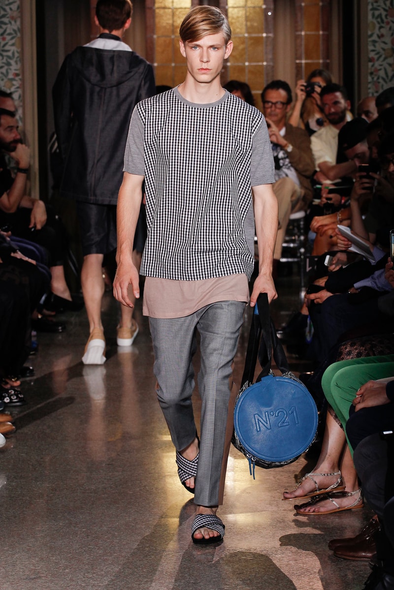 No. 21 2015 Spring/Summer Collection