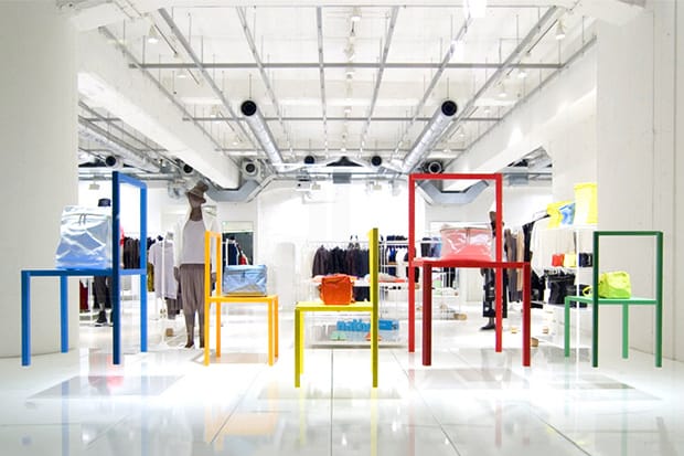 Yoichi Yamamoto x Issey Miyake "CH-AIR-S" Installation