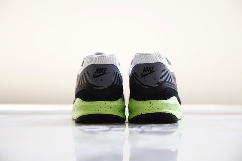 A Closer Look at the Nike Air Max Lunar1 White/Cool Grey-Volt-Black