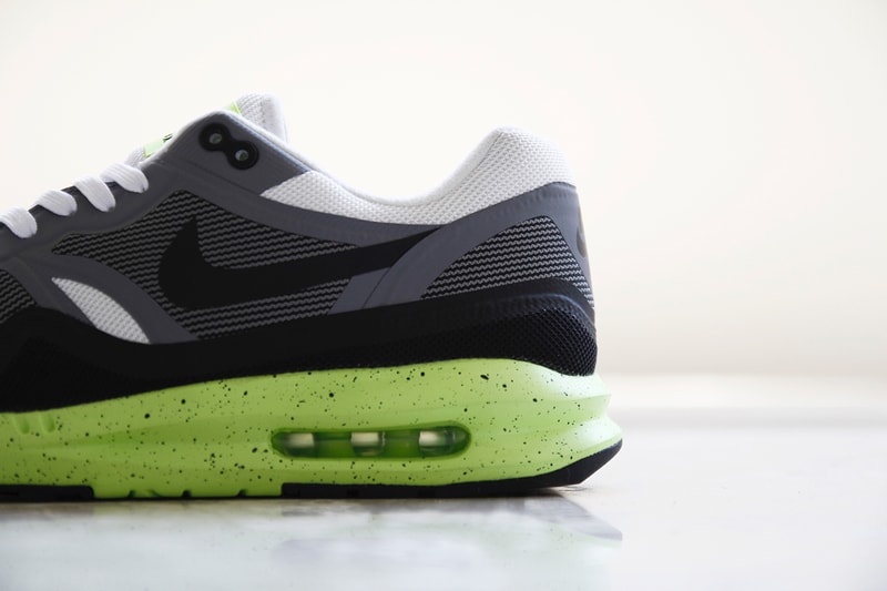 A Closer Look at the Nike Air Max Lunar1 White/Cool Grey-Volt-Black