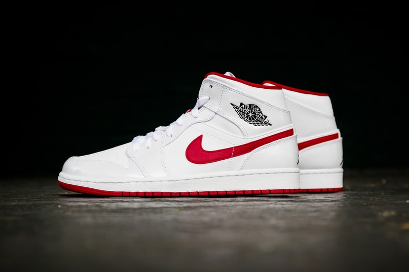 Air Jordan 1 Mid White/Gym Red