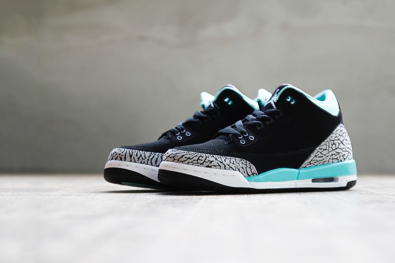 Air Jordan 3 Retro GS Black/Mint Green-Cement Grey