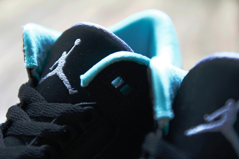 Air Jordan 3 Retro GS Black/Mint Green-Cement Grey